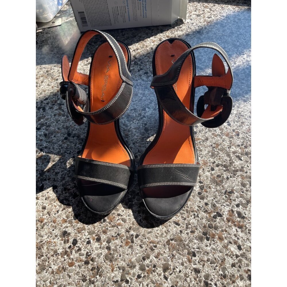 Via Spiga oversize buckel Leather Black Strappy Sandals 4.75” heels Women sz‎ 8M